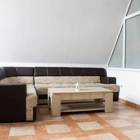 Villa S&s
